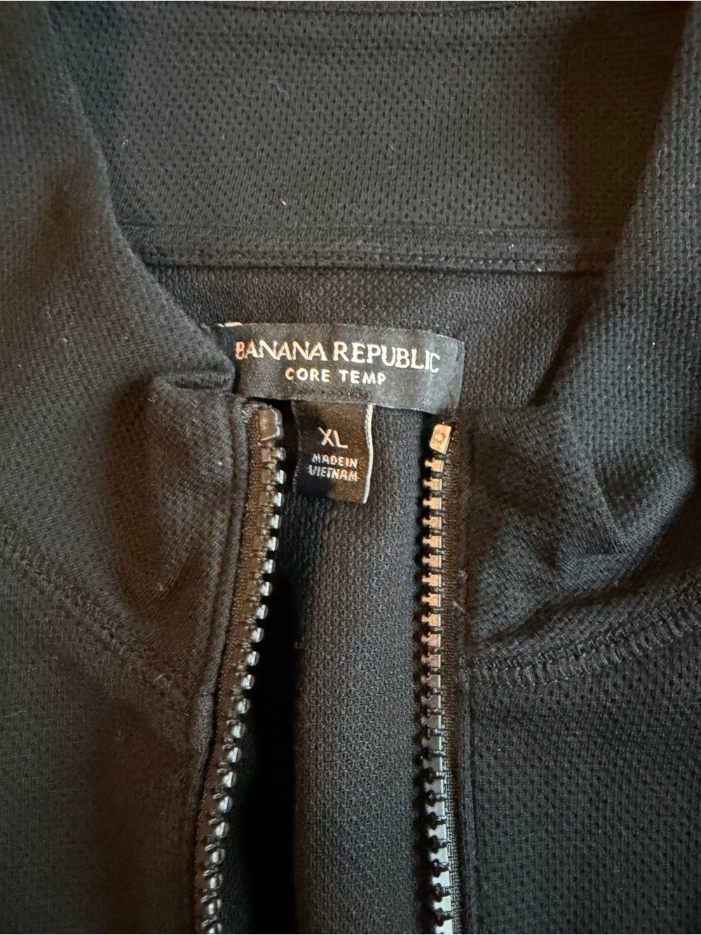 Banana Republic Black quarter zip core temp XL - Picture 2 of 4